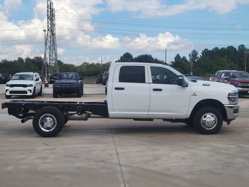 New 2026 RAM 3500 Tradesman w/ Chrome Appearance Group A image 3