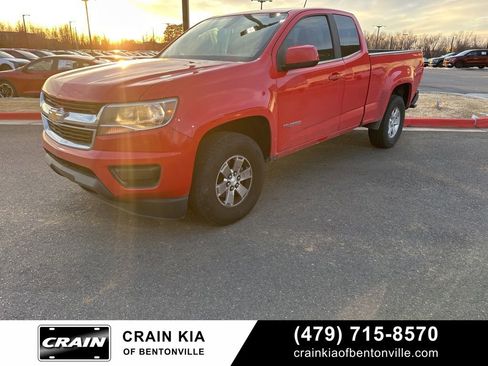 Used 2016 Chevrolet Colorado W/T w/ WT Convenience Package image 2