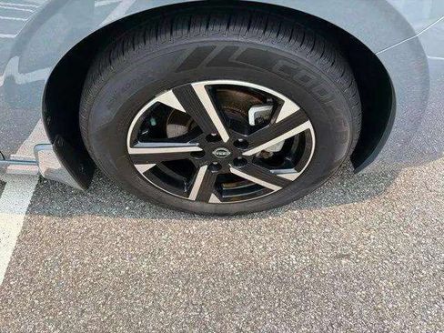 Used 2024 Nissan Sentra SV w/ All-Weather Package FWD image 25