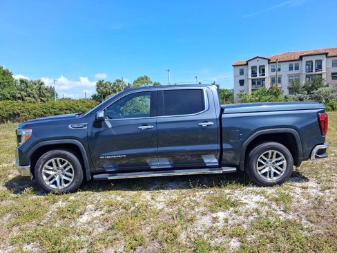 Used 2021 GMC Sierra 1500 SLT w/ SLT Premium Package RWD image 1