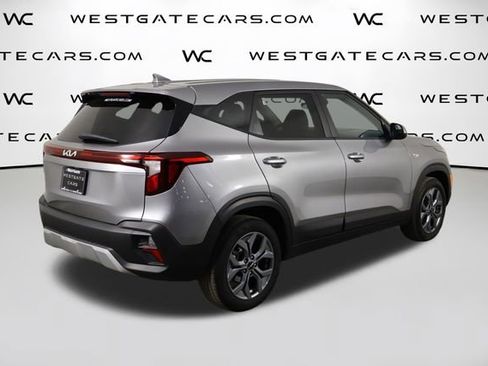 Used 2026 Kia Seltos LX FWD image 42