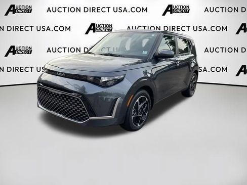 Used 2023 Kia Soul EX FWD image 1