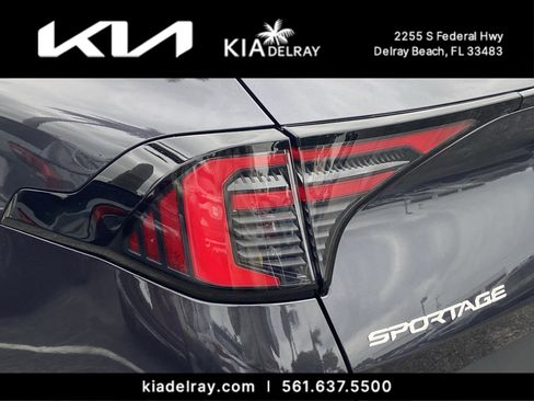 Used 2026 Kia Sportage EX w/ EX Panorama Roof Package image 7