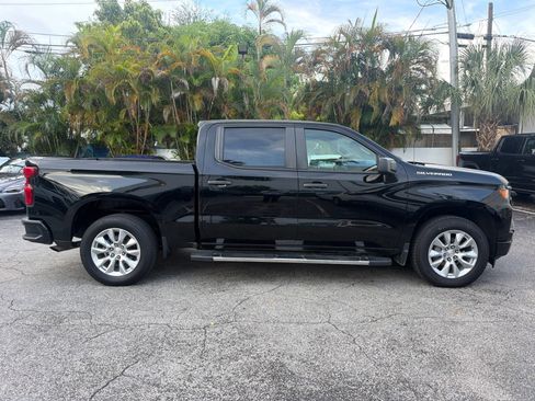 Used 2022 Chevrolet Silverado 1500 Custom RWD image 7