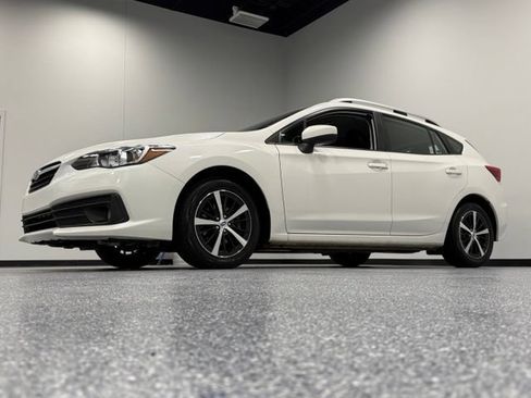 Used 2022 Subaru Impreza 2.0i Premium AWD/4WD image 4