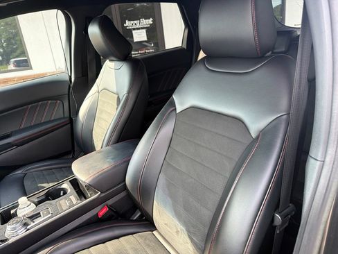 Used 2020 Ford Edge ST-Line FWD image 3