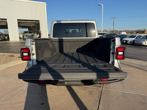 Used 2022 Jeep Gladiator Rubicon w/ LED Lighting Group image 7