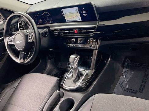 Certified 2024 Kia Seltos S image 28