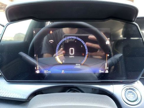 Used 2026 Chevrolet Trax ACTIV w/ Sunroof Package FWD image 16