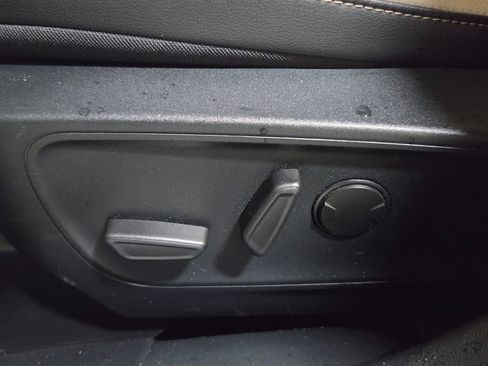 Used 2021 Ford Escape SEL AWD/4WD image 12