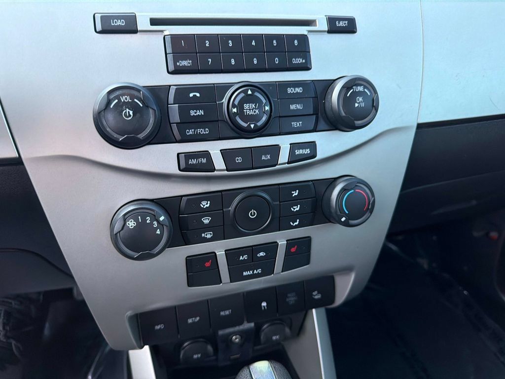 Used 2010 Ford Focus SEL FWD image 24