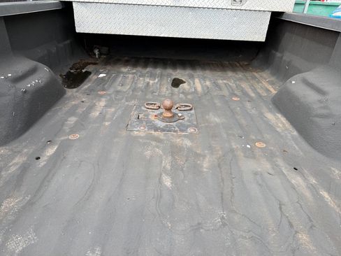 Used 2000 Ford F350 XLT image 16