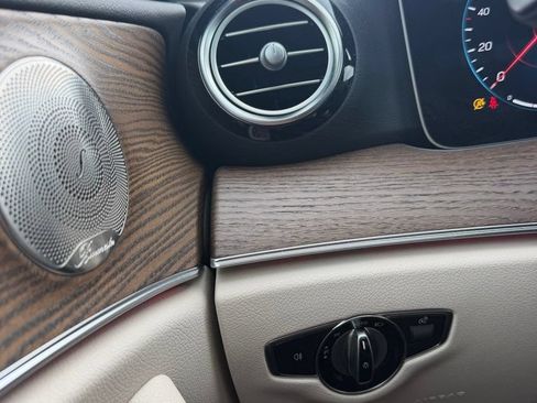 Used 2023 Mercedes-Benz E 350 4MATIC Sedan image 21