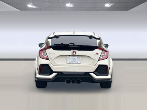 Used 2018 Honda Civic Type R image 9