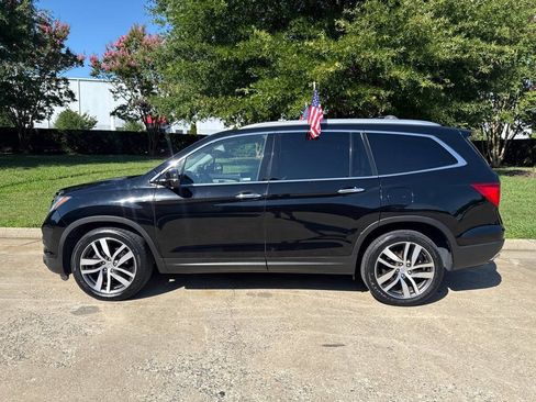 Used 2017 Honda Pilot Elite image 5