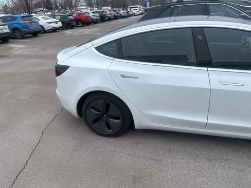 Used 2020 Tesla Model 3 Long Range image 8