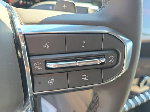 New 2026 GMC Yukon Elevation image 24