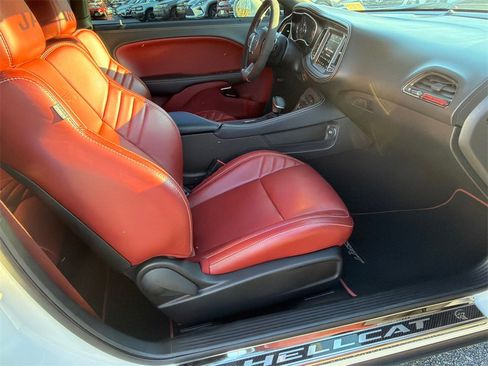 Used 2023 Dodge Challenger SRT Hellcat image 13