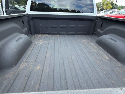 Used 2025 RAM 2500 Big Horn AWD/4WD image 13
