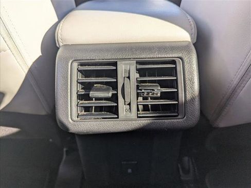 Used 2022 Mitsubishi Outlander SEL image 16