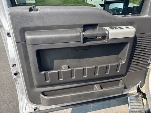 Used 2014 Ford F350 Lariat AWD/4WD image 10