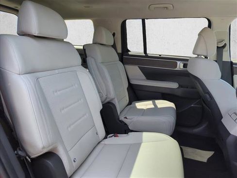 Used 2025 Hyundai Santa Fe Calligraphy FWD image 28