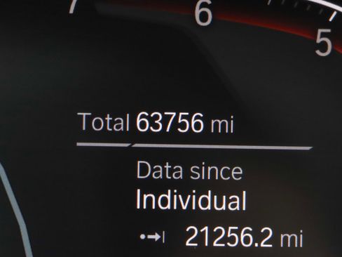 Used 2021 BMW 330i Sedan image 16