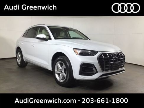 Used 2022 Audi Q5 2.0T Premium w/ Convenience Package AWD/4WD image 1
