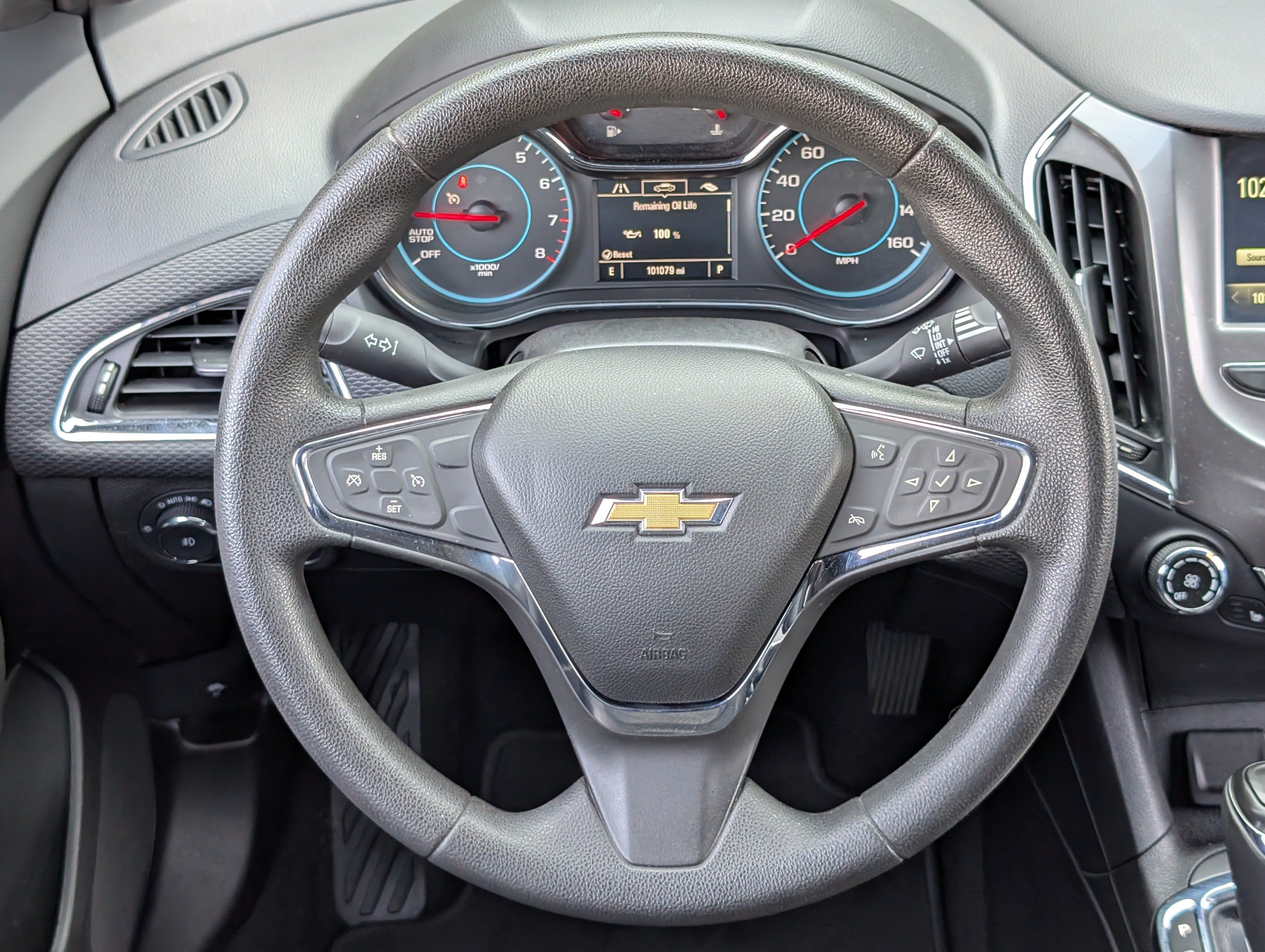 Used 2017 Chevrolet Cruze LT w/ Convenience Package FWD image 23