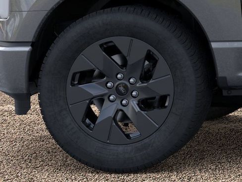 Used 2025 Ford F150 Lightning Flash image 17