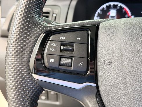 Used 2025 Honda Ridgeline Black Edition image 50