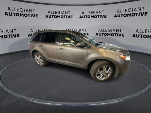 Used 2012 Ford Edge Limited FWD image 11