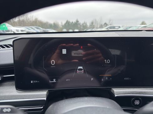 Used 2025 Kia K5 EX image 17