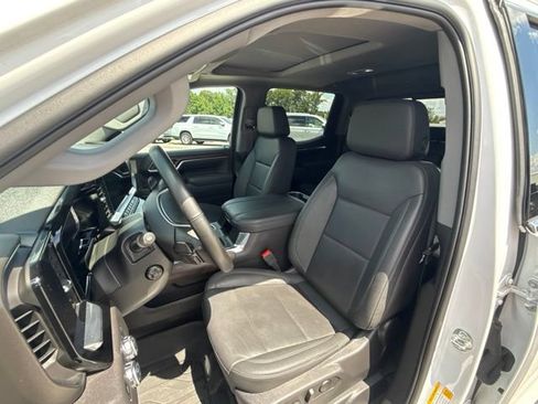 Used 2025 GMC Sierra 1500 SLT w/ SLT Premium Plus Package RWD image 25