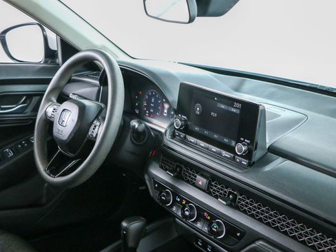 Used 2024 Honda Accord EX image 25