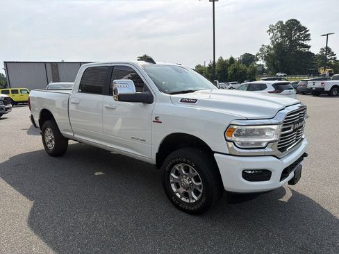Used 2024 RAM 2500 Laramie w/ Safety Group AWD/4WD image 8