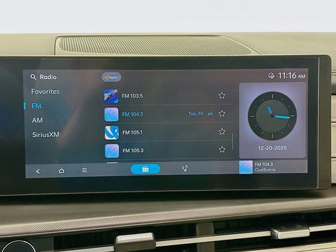 Used 2025 Hyundai Santa Fe SEL w/ Tow & Go Package image 14