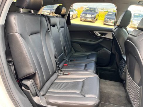 Used 2019 Audi Q7 2.0T Premium w/ Convenience Package AWD/4WD image 22