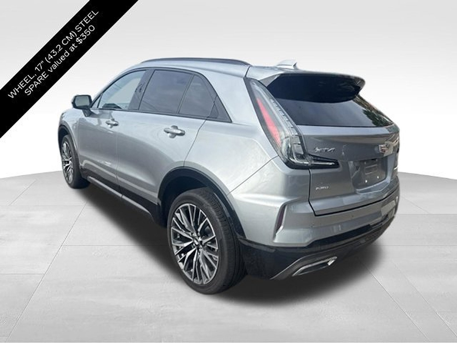 Certified 2024 Cadillac XT4 Sport w/ Cold Weather Package AWD/4WD image 10
