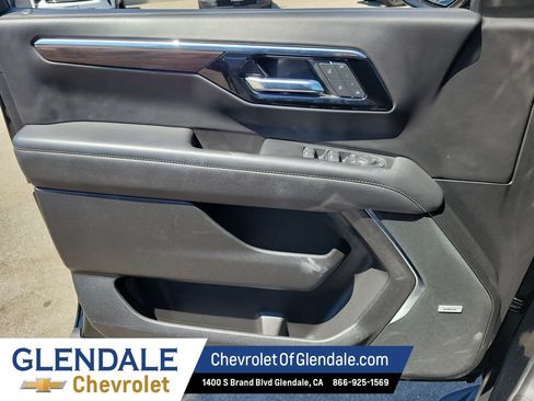 Certified 2025 Chevrolet Tahoe Premier AWD/4WD image 37