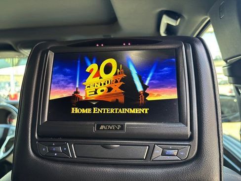 Used 2021 Chevrolet Tahoe Z71 w/ Z71 Signature Package image 57