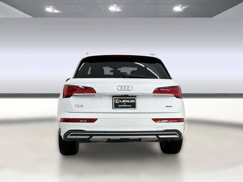 Used 2021 Audi Q5 2.0T Premium w/ Convenience Package AWD/4WD image 10