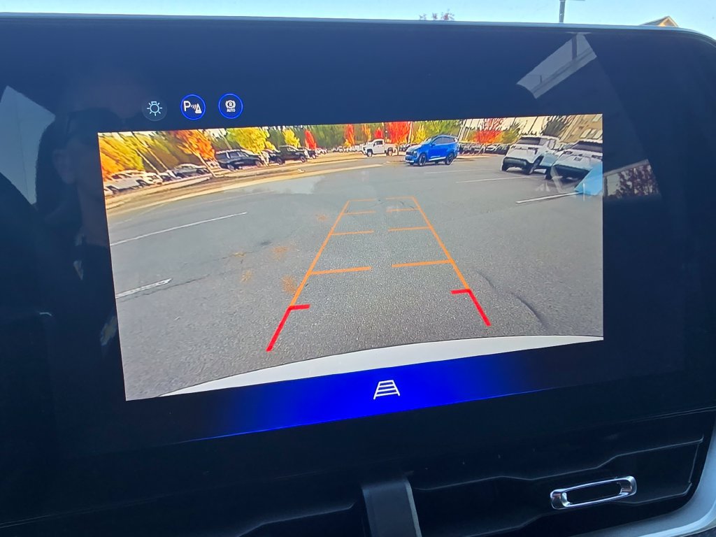 New 2027 Chevrolet Equinox LT FWD image 30