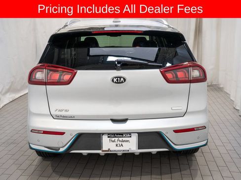 Used 2019 Kia Niro EX Premium w/ Sunroof Package FWD image 4
