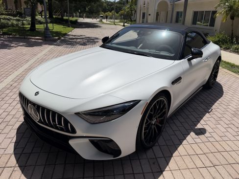 Used 2022 Mercedes-Benz SL 55 AMG 4MATIC image 7