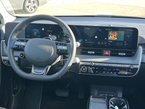 New 2026 Hyundai Ioniq 5 SE image 18