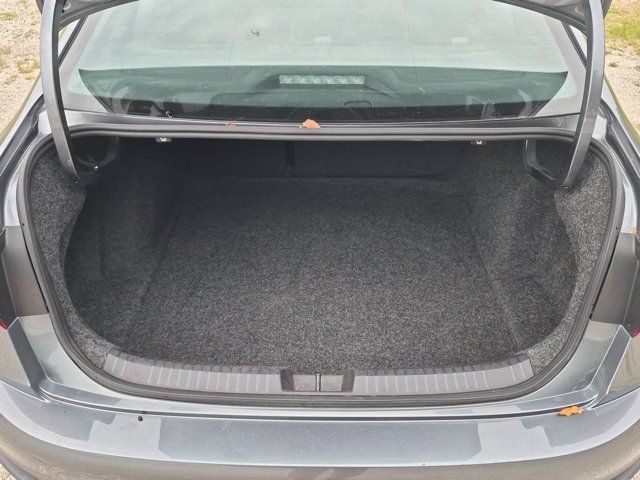 Used 2025 Volkswagen Jetta Sport FWD image 28