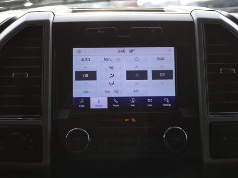 Used 2019 Ford F150 Lariat w/ Trailer Tow Package image 20