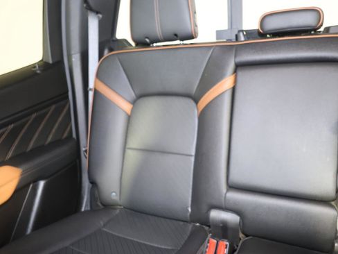 Used 2023 GMC Canyon AT4 w/ AT4 Premium Package AWD/4WD image 12