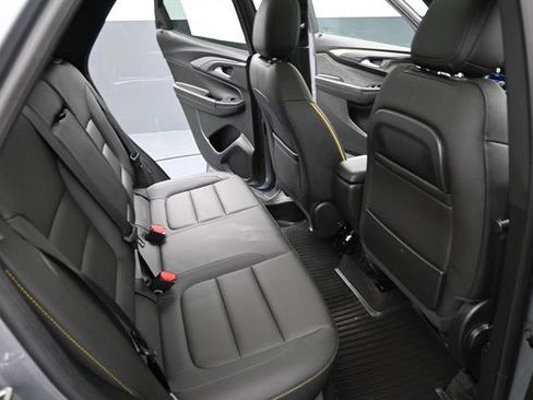 Used 2024 Chevrolet TrailBlazer ACTIV w/ Convenience Package FWD image 24